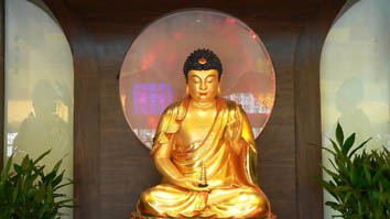 golden buddha